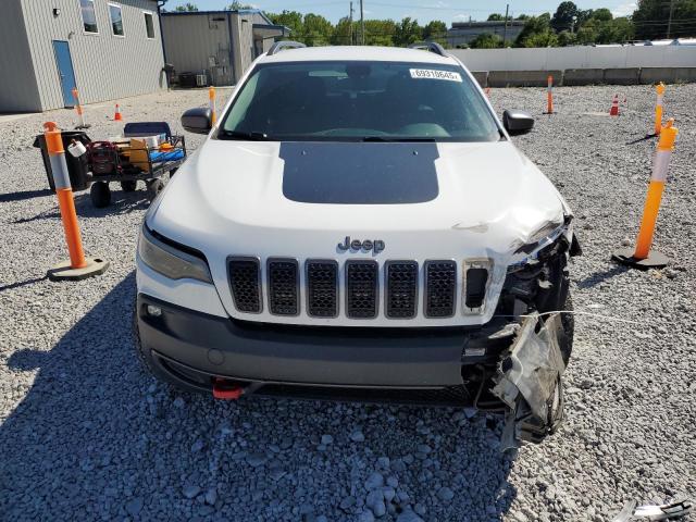 1C4PJMBX7KD200236 - 2019 JEEP CHEROKEE TRAILHAWK WHITE photo 5