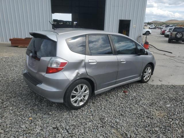 JHMGE8H67AC010370 - 2010 HONDA FIT SPORT SILVER photo 3