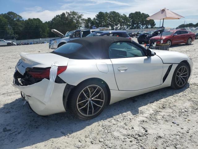 WBAHF3C05NWX38019 - 2022 BMW Z4 SDRIVE30I WHITE photo 3