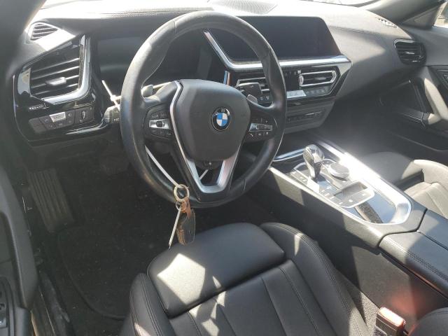 WBAHF3C05NWX38019 - 2022 BMW Z4 SDRIVE30I WHITE photo 8