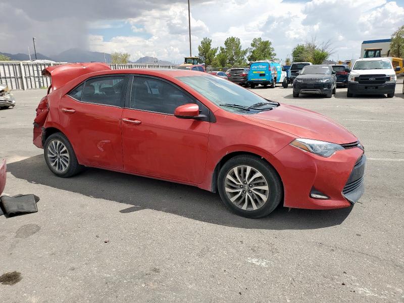 5YFBURHE5JP749823 - 2018 TOYOTA COROLLA L RED photo 4