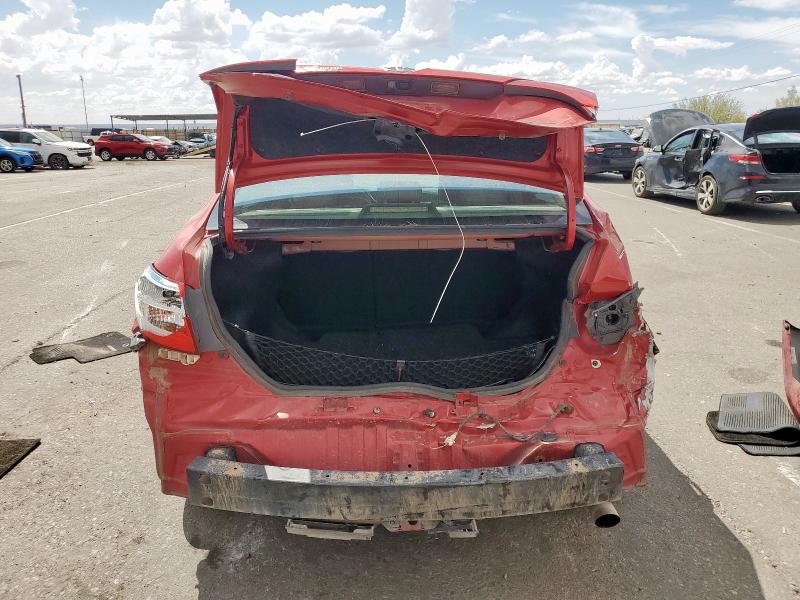 5YFBURHE5JP749823 - 2018 TOYOTA COROLLA L RED photo 6