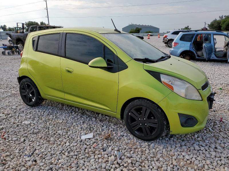 KL8CA6S99DC545457 - 2013 CHEVROLET SPARK LS Жасыл фото 4