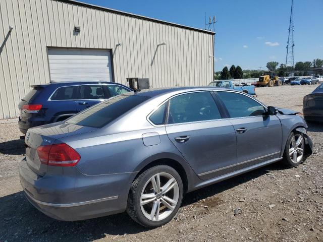 1VWBN7A3XDC036663 - 2013 VOLKSWAGEN PASSAT SE CHARCOAL photo 3