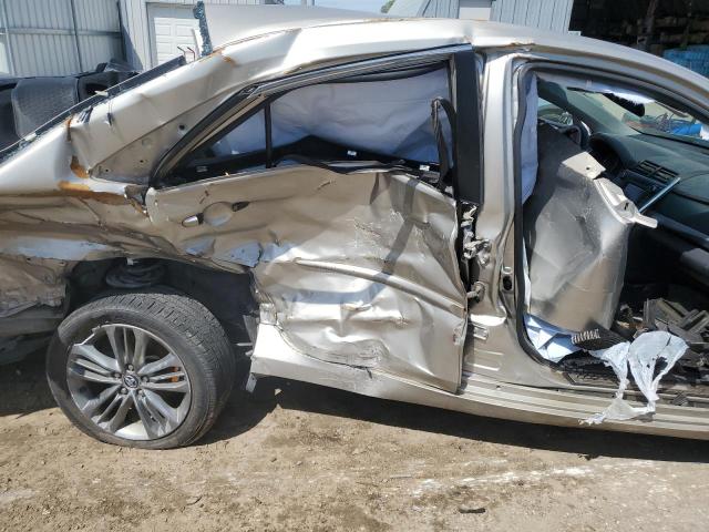 4T1BF1FK0GU193464 - 2016 TOYOTA CAMRY LE GOLD photo 10