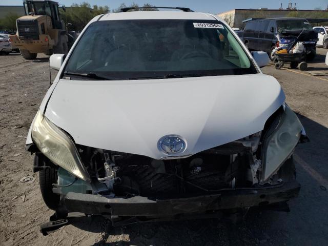 5TDKK3DC9CS252677 - 2012 TOYOTA SIENNA LE 白色 照片 5