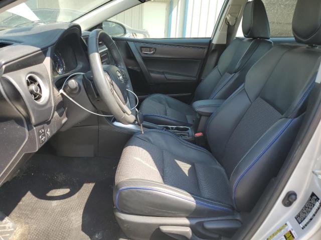 5YFBURHE5JP814976 - 2018 TOYOTA COROLLA L 银色 照片 7