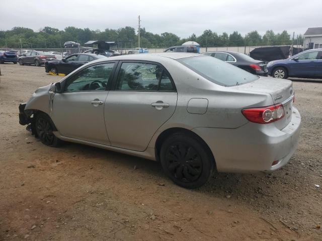 5YFBU4EE3CP071910 - 2012 TOYOTA COROLLA BASE Сріблястий фото 2