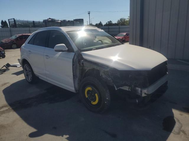 WA1EFCFS3GR003831 - 2016 AUDI Q3 PREMIUM PLUS Weiß Foto 4