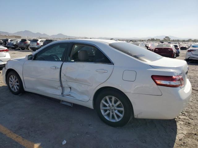 4T4BF3EK3BR104997 - 2011 TOYOTA CAMRY BASE WHITE photo 2