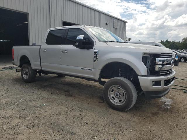 1FT7W2BT3JEC74975 - 2018 FORD F250 SUPER DUTY Srebrny zdjęcie 4