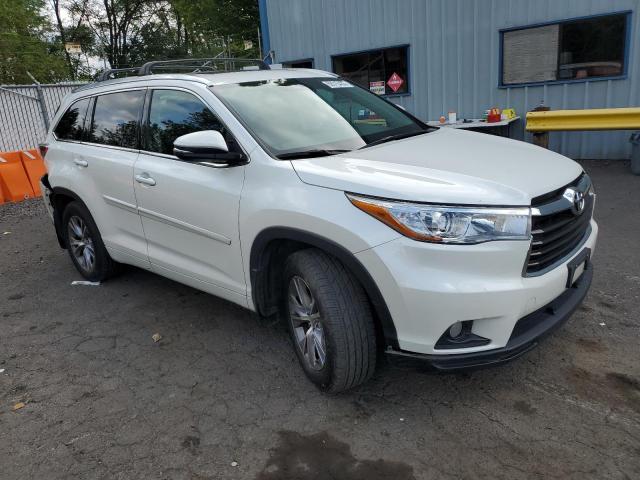 5TDJKRFH8FS083134 - 2015 TOYOTA HIGHLANDER XLE WHITE photo 4