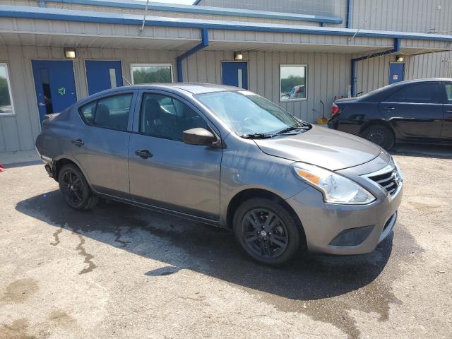 3N1CN7AP4KL826233 - 2019 NISSAN VERSA S 灰色 照片 4