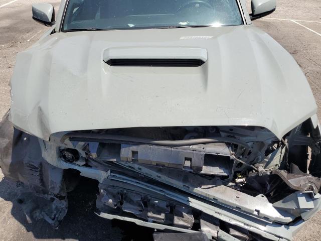 3TMCZ5AN9PM626034 - 2023 TOYOTA TACOMA DOUBLE CAB GREEN photo 11