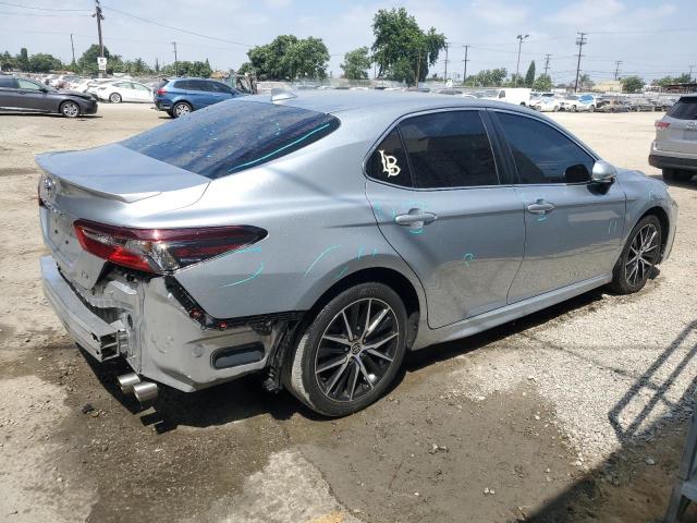 4T1G11AKXPU747153 - 2023 TOYOTA CAMRY SE NIGHT SHADE SILVER photo 3