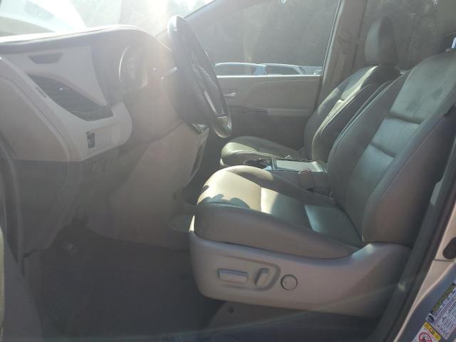 5TDYZ3DC2KS014609 - 2019 TOYOTA SIENNA XLE SILVER photo 7