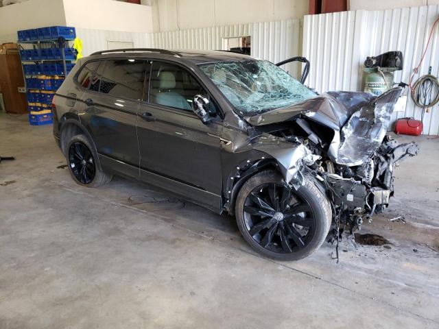 3VV3B7AX0LM134585 - 2020 VOLKSWAGEN TIGUAN SE GRAY photo 4