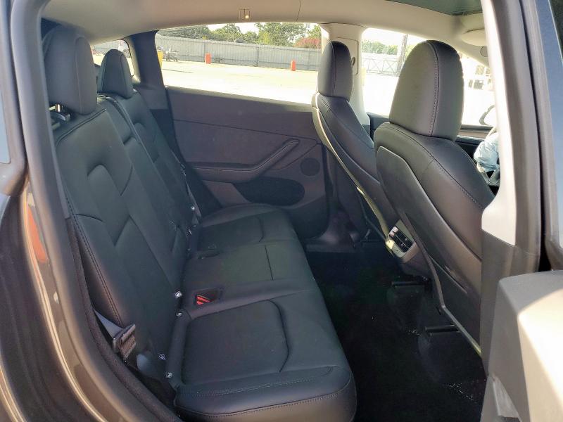 7SAYGDED7SA375924 - 2025 TESLA MODEL Y Grafit foto 10