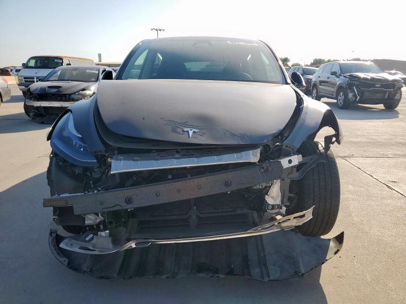 7SAYGDED7SA375924 - 2025 TESLA MODEL Y Grafit foto 5