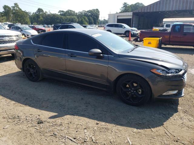 3FA6P0H76JR113336 - 2018 FORD FUSION SE GRAY photo 4