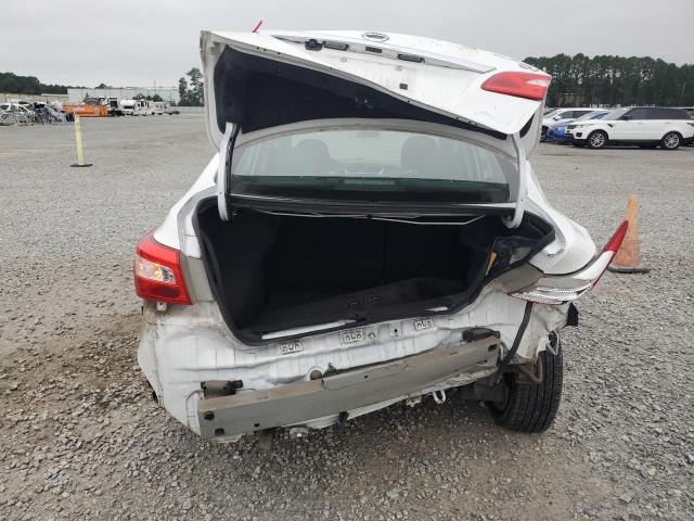 3N1AB7AP7KY319619 - 2019 NISSAN SENTRA S 白色 照片 6