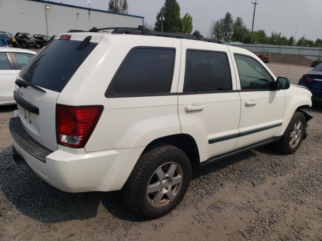 1J8HR48N98C186608 - 2008 JEEP GRAND CHER LAREDO WHITE photo 3