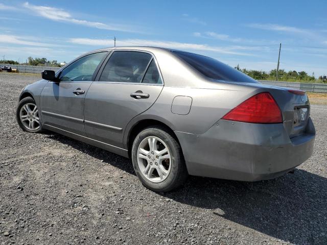 1HGCM56777A807589 - 2007 HONDA ACCORD EX GRAY photo 2