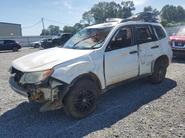 2010 SUBARU FORESTER XS, 