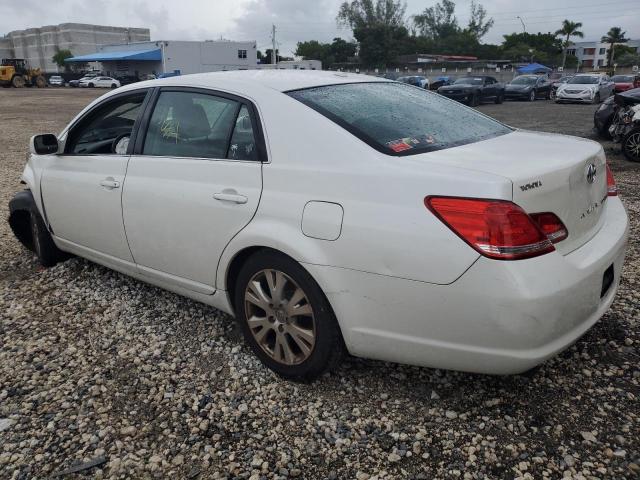 4T1BK3DB8AU370599 - 2010 TOYOTA AVALON XL WHITE photo 2