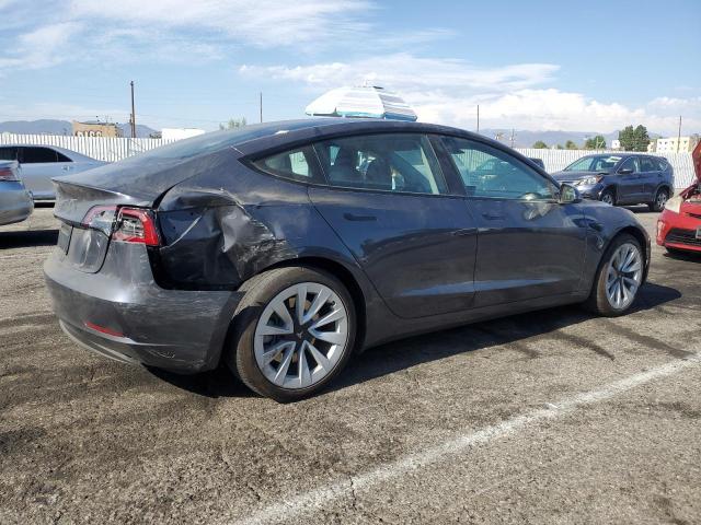 5YJ3E1EA4PF549038 - 2023 TESLA MODEL 3 GRAY photo 3