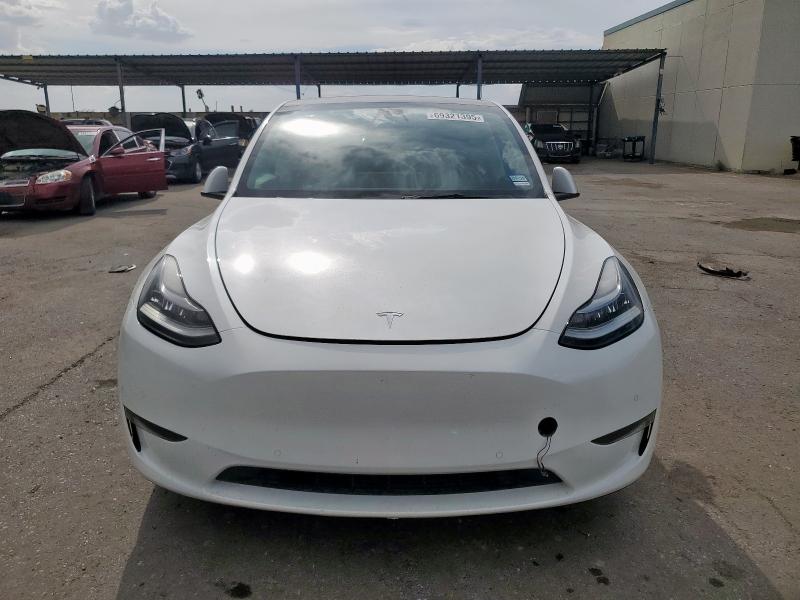 5YJYGAEE0MF188888 - 2021 TESLA MODEL Y 白色 照片 5