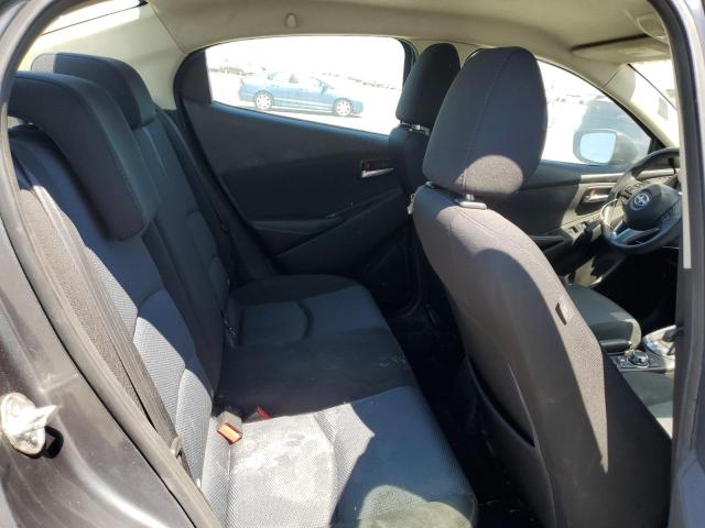 3MYDLBZV7GY136694 - 2016 TOYOTA SCION IA GRAY photo 10