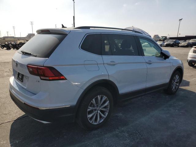 3VV3B7AXXJM164271 - 2018 VOLKSWAGEN TIGUAN SE 白色 照片 3