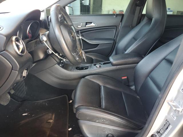 WDDSJ4EB0JN593411 - 2018 MERCEDES-BENZ CLA 250 Srebrny zdjęcie 7