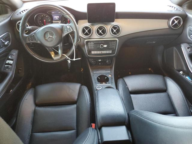 WDDSJ4EB0JN593411 - 2018 MERCEDES-BENZ CLA 250 Srebrny zdjęcie 8