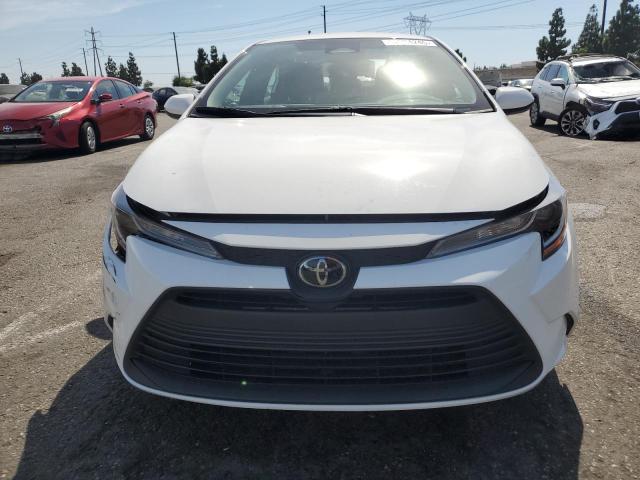 5YFB4MDE9RP124975 - 2024 TOYOTA COROLLA LE WHITE photo 5