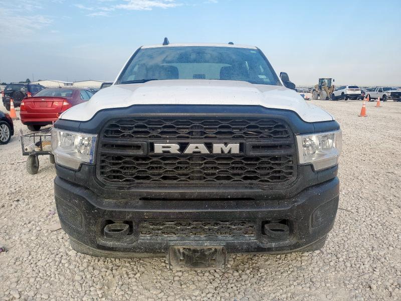 3C6UR5HJ8MG582116 - 2021 RAM 2500 TRADESMAN WHITE photo 5