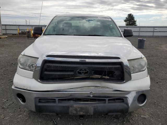 5TFUM5F13CX038224 - 2012 TOYOTA TUNDRA DOUBLE CAB SR5 WHITE photo 5
