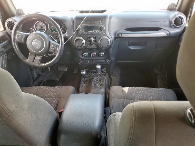 1J4BA3H15BL627700 - 2011 JEEP WRANGLER U SPORT BLACK photo 8