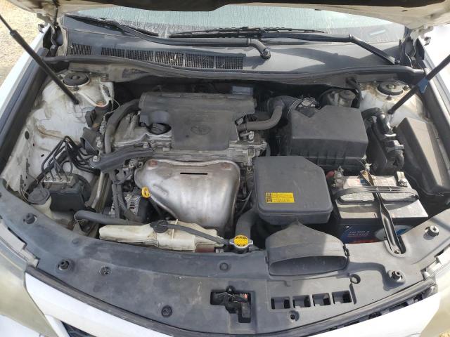 4T1BF1FK5CU583955 - 2012 TOYOTA CAMRY BASE WHITE photo 11