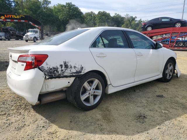 4T1BF1FK5CU583955 - 2012 TOYOTA CAMRY BASE WHITE photo 3