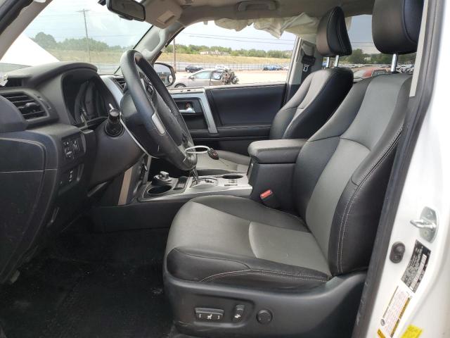 JTEBU5JR9J5557366 - 2018 TOYOTA 4RUNNER SR5/SR5 PREMIUM Weiß Foto 7