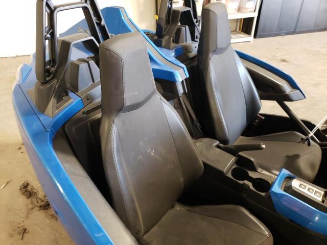 57XAAPHD2L8138802 - 2020 POLARIS SLINGSHOT SL BLUE photo 10