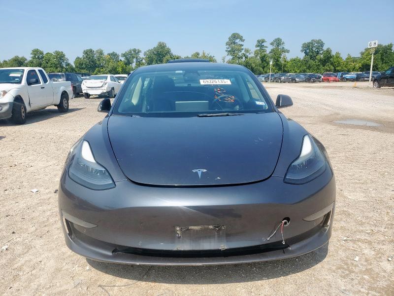 5YJ3E1EBXNF118791 - 2022 TESLA MODEL 3 ნაცრისფერი ფოტო 5