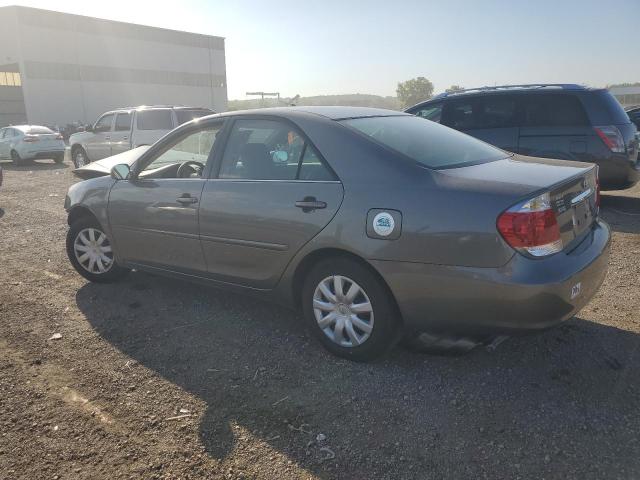4T1BE32K66U650877 - 2006 TOYOTA CAMRY LE GRAY photo 2