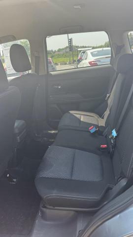 JA4AZ2A35JZ607887 - 2018 MITSUBISHI OUTLANDER ES GRAY photo 6