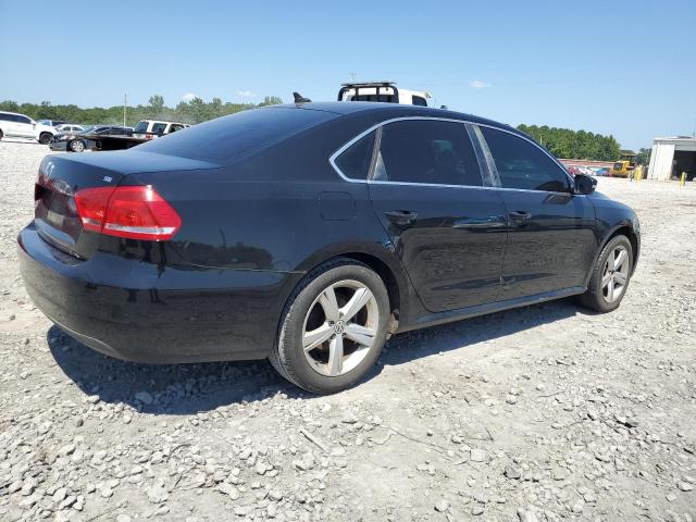 1VWBH7A34DC079824 - 2013 VOLKSWAGEN PASSAT SE 黑色 照片 3