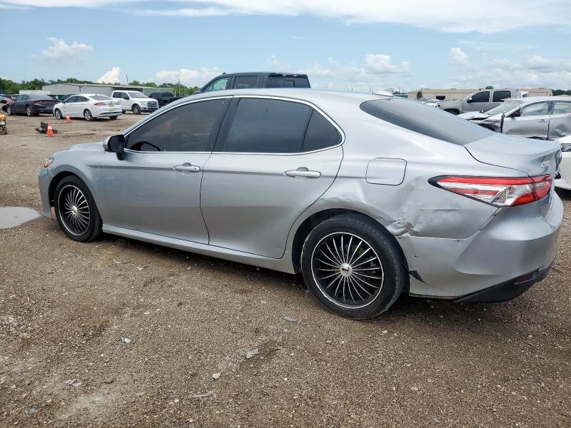 4T1C11AK5LU952291 - 2020 TOYOTA CAMRY LE SILVER photo 2