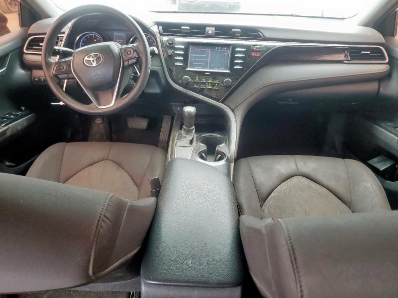 4T1C11AK5LU952291 - 2020 TOYOTA CAMRY LE SILVER photo 8