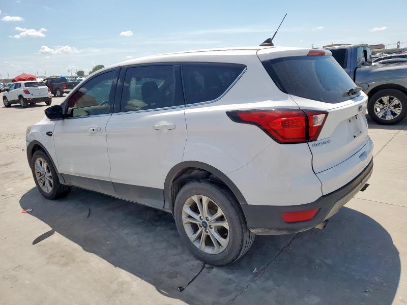 1FMCU9GD6KUB11867 - 2019 FORD ESCAPE SE Սպիտակ լուսանկար 2